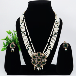 Charuratna Kundan and Beads Necklace Set